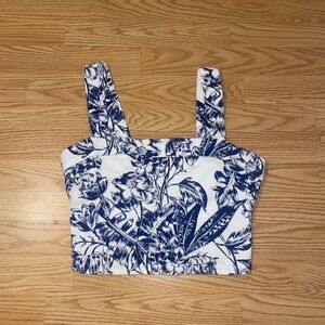 Abercrombie & Fitch Blue and White Floral Crop Top